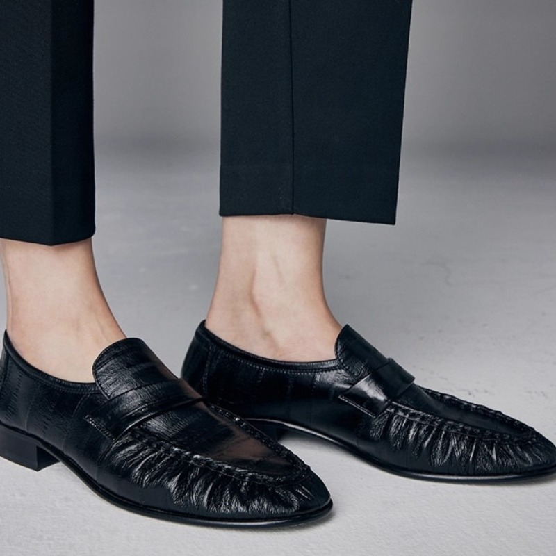高級婦人靴新しい手作り本革ローファー女性のための絶妙な英国カ - Heels のレビューと価格